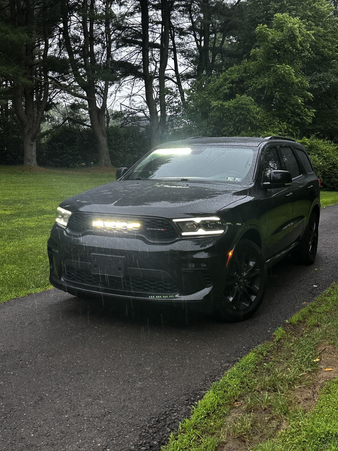 Integrated emergency warning lights installed on a Dodge Durango
